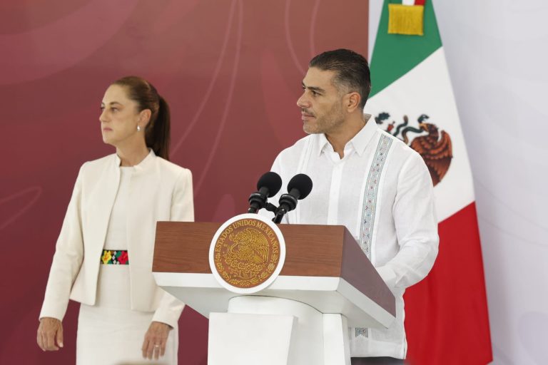 El secretario de Seguridad, Omar García Harfuch, en conferencia de prensa desde Villahermosa, Tabasco.