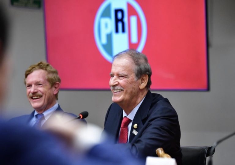 Vicente Fox en el PRI. Redes.