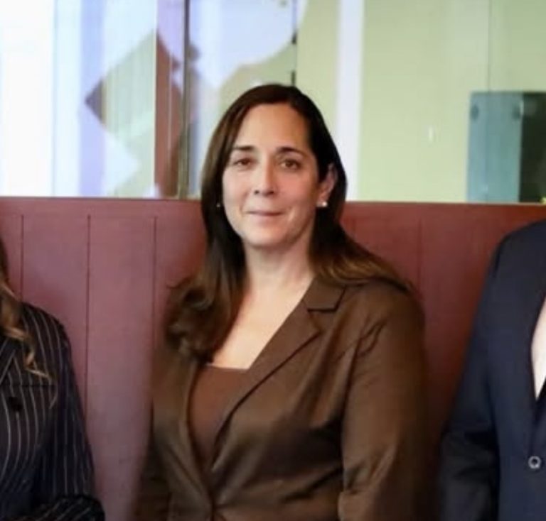 Designa Sheinbaum a Lydia Antonio de la Garza embajadora de México en Perú.