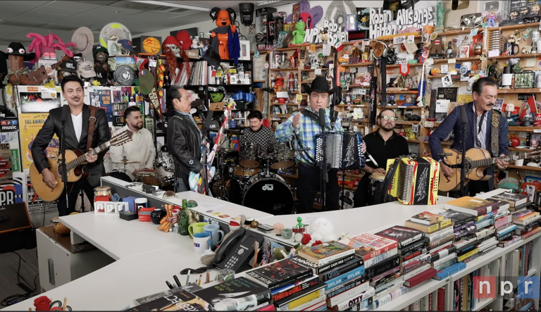 Tiny Desk de Los Tigres Del Norte.  ---- La Cabeza De Ratón