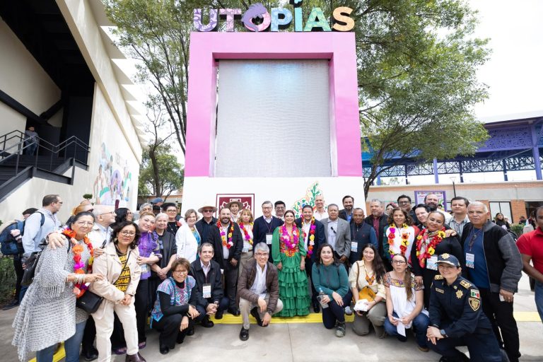 Utopía Milpa Alta - La Cabeza De Ratón